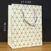 AsilTech Beyaz Geometrik Desenli Orta Boy Karton Hediye Çantası