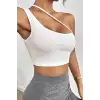 Giyim Kadın Beyaz Modern Fit Tek Omuzlu Çapraz Askılı Crop Top Büstiyer