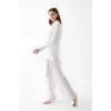 Kadın Beyaz Şeffaf Jakar Düğmeli Pijama Takımı