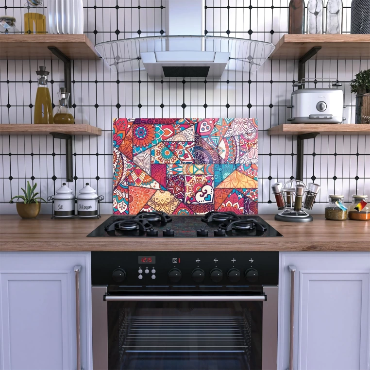 Ocak Arkası Koruyucu Cam Karışık Mandala Desenli 60x40cm