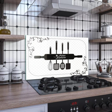 Decovetro Ocak Arkası Koruyucu Mutfağın Kraliçesi Desenli 60x40cm