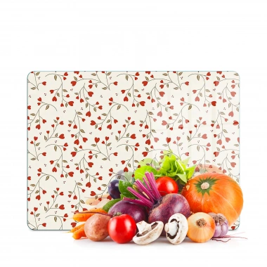 Decovetro Cam Kesme Tahtası ve Sunumluk Love Serisi Minik Kalpler Desenli 20 x 30 cm