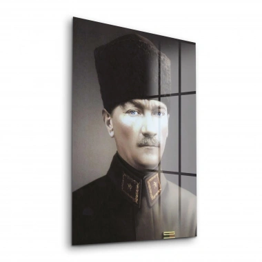 Decovetro Askeri Üniformalı Atatürk Cam Tablo 30x40 cm