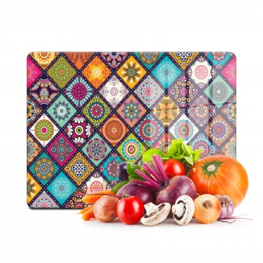 Decovetro Cam Kesme Tahtası ve Sunumluk Mandala Desenli 20x30 Cm