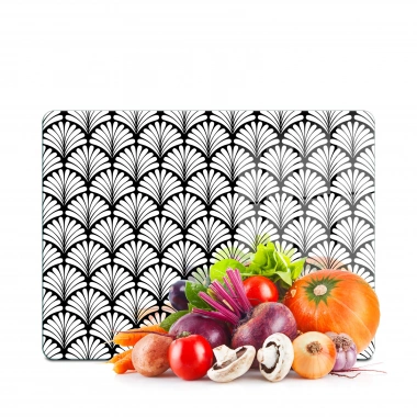 Decovetro Cam Kesme Tahtası ve Sunumluk Siyah Beyaz Geometrik Desenli 20x30 cm