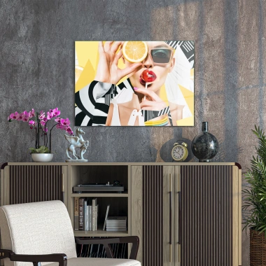 Decovetro Cam Tablo New Pop Art Woman Candy 50x70 cm