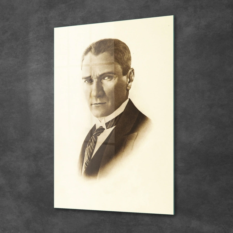 Decovetro Atatürk Portesi Eskitme Cam Tablo 30x40 cm