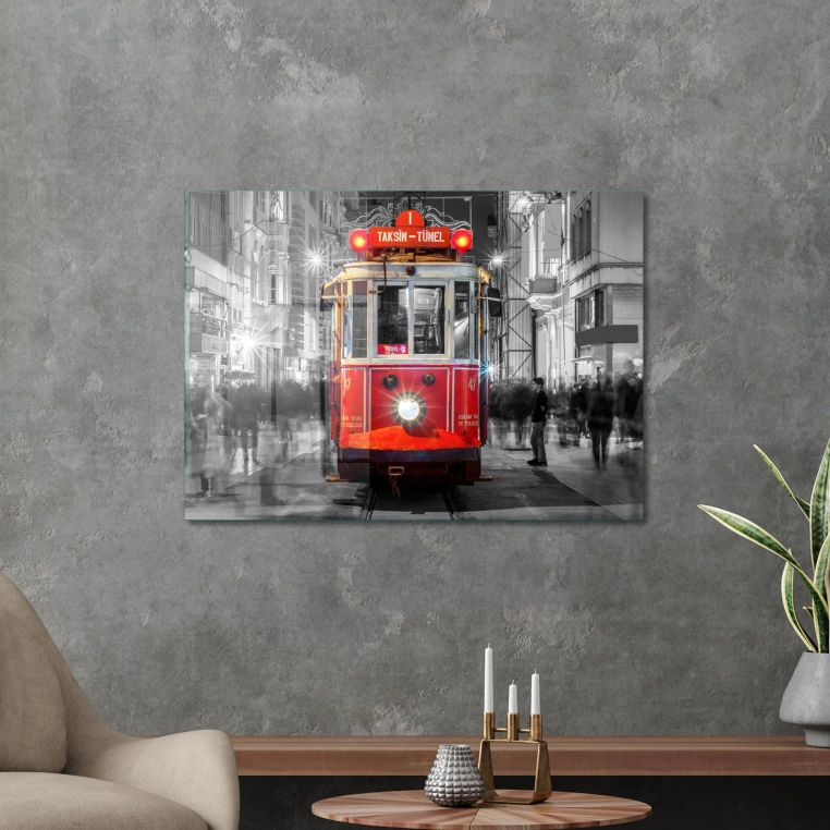 Decovetro Cam Tablo Tramvay Beyoğlu Şehir Manzarası 70x100 cm