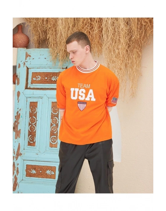 Erkek Bisiklet Yaka Tişört Nakış İşlemeli Kısa Kol Oversize T-Shirt - Turuncu