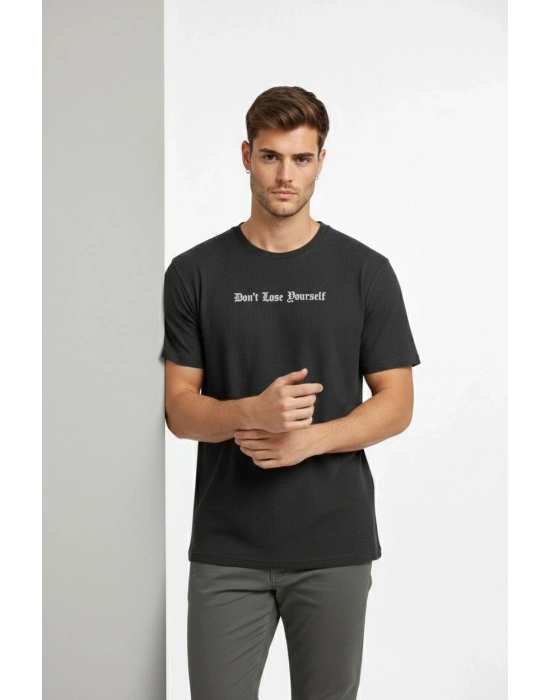 Erkek Wafıl Kumaş Tişört Regular Kalıp Bisiklet Yaka Baskılı T-Shirt - Siyah