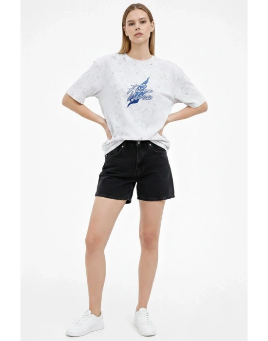 Kadın Asit Yıkamalı Oversize Tişört Bisiklet Yaka Kısa Kol T-shirt - Beyaz