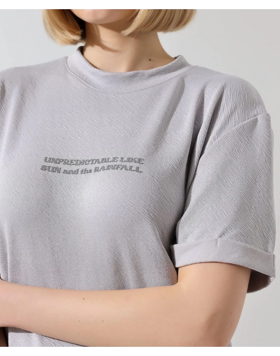 Kadın Bisiklet Yaka Baskılı Slim Fit T-Shirt - Boyalı Gri