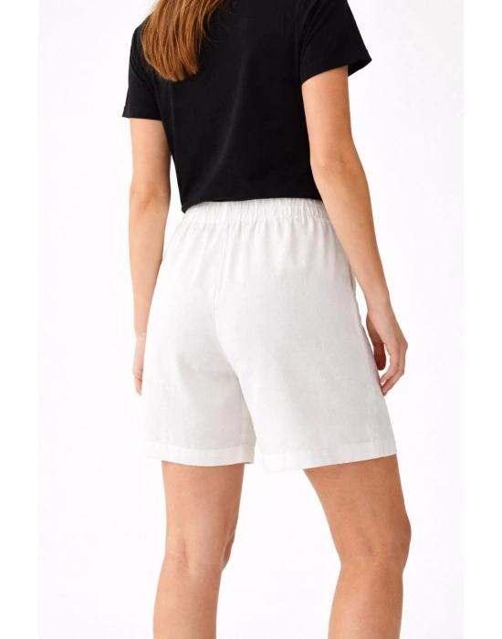 Kadın Keten Kumaş Cepli Rahat Kesim Bel Lastikli Şort - Beyaz