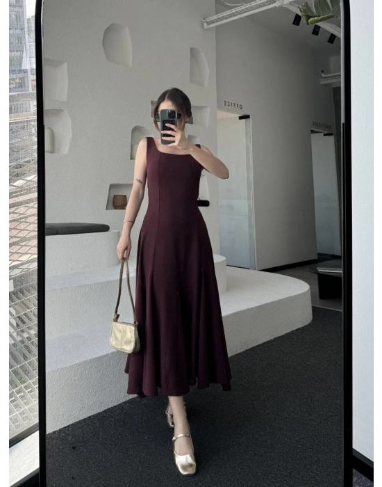 Kadın Sırt Dekolteli Kolsuz Uzun Elbise - Mürdüm