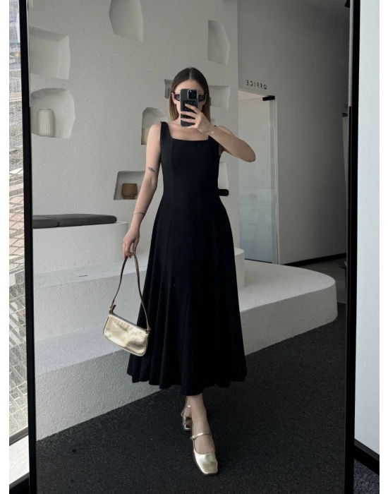 Kadın Sırt Dekolteli Kolsuz Uzun Elbise - Siyah