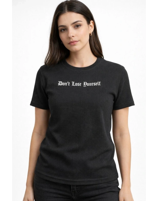 Kadın Wafıl Kumaş Tişört Regular Kalıp Bisiklet Yaka Baskılı T-Shirt - Siyah