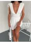 Kadın Derin V Yaka Etek Görünümlü Şortlu Elbise Drapeli Mini Yazlık - Beyaz