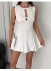 Kadın Göğüs Bağlamalı Kolsuz Mini Boy Elbise - Beyaz