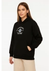 Kadın Kapüşonlu Kanguru Cepli Sweatshirt 3 İplik Pamuklu Baskılı Hoodie - Siyah