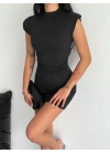 Kadın Yarım Bogazlı Kolsuz Mini Boy Elbise - Siyah