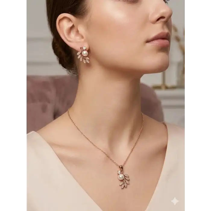 İnci Detaylı Yaprak Tasarımlı Set
