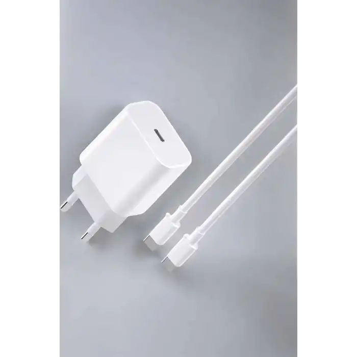 İOS Uyumlu Type-C Girişli Hızlı Şarj 15/15 Pro Max Adaptör ve Kablosu