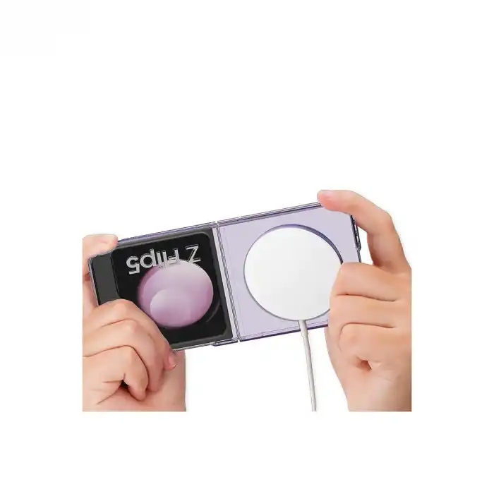 Newface Samsung Galaxy Z Flip 5 Kılıf Magneticsafe Şeffaf Silikon - Şeffaf