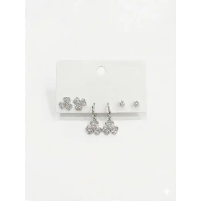 Üç Yaprak Çiçek Detaylı Altılı Küpe