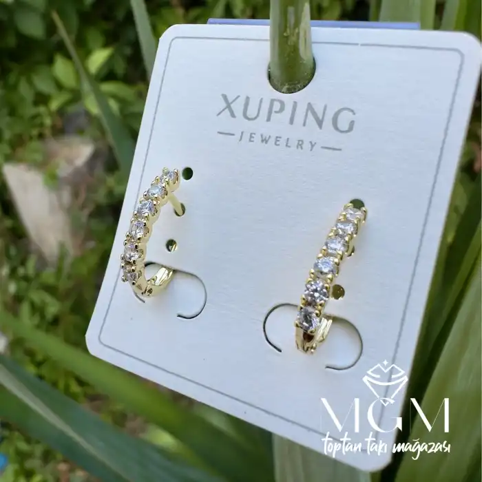 Xuping Taşlı Halka Küpe