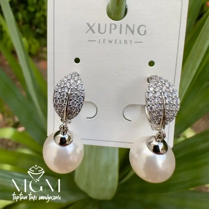 Xuping Taşlı İncili Küpe