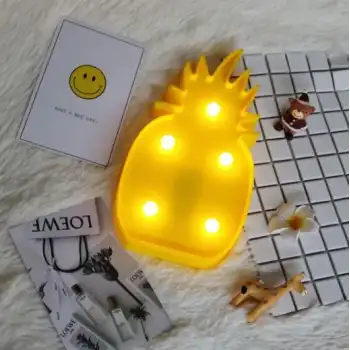 Led Işıklı Ananas Gece Lambası
