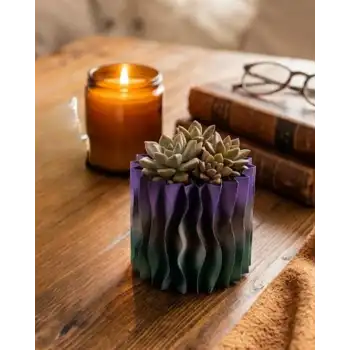 Minimalist Dalgalı Tasarımlı Mor Dekoratif 3D Vazo Masa Dekoru