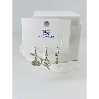 Zirkon Taşlı Üçlü Kombin Küpe
