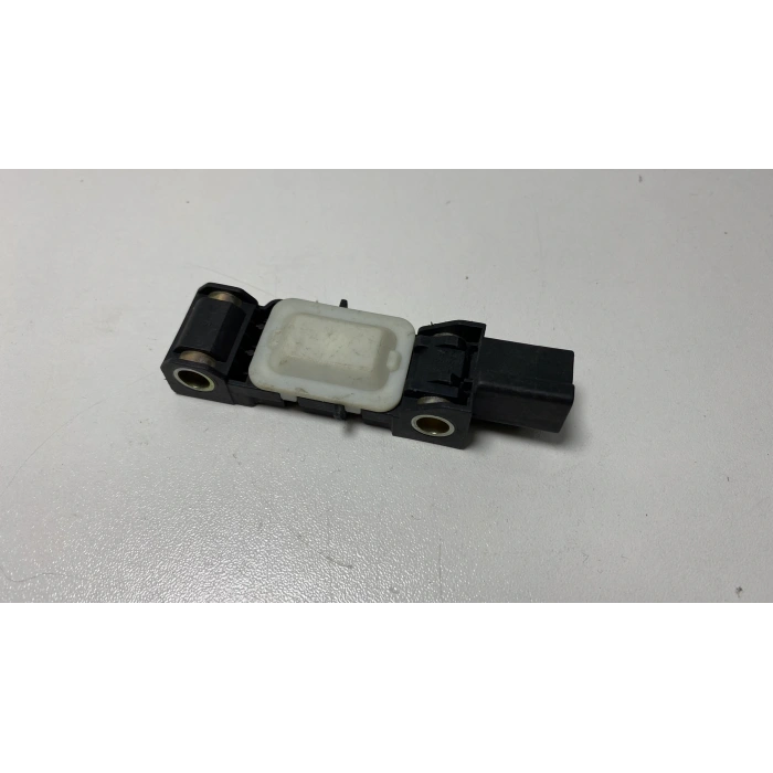 Sağ Yan Airbag Hava Yastık Sensörü Renault Clio 2 8200682180 ORJİNAL