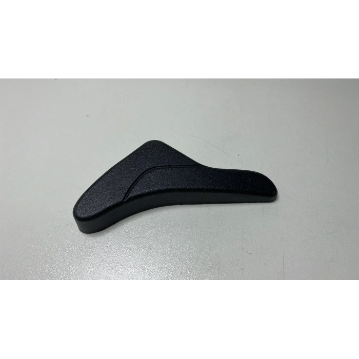 Ön Koltuk Yatırma Kolu Renault Clio 4 873685780R İTHAL