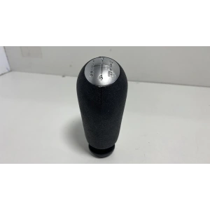 Vites Topuzu Renault Megane 2 Clio 3 (Siyah Renk-Krom Kapak) 8200079112 İTHAL