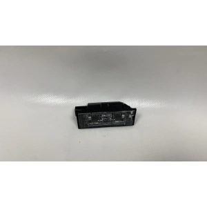 Plaka Aydınlatma Lambası Renault Clio 3 Megane 2 Fluence 8200480127 İTHAL