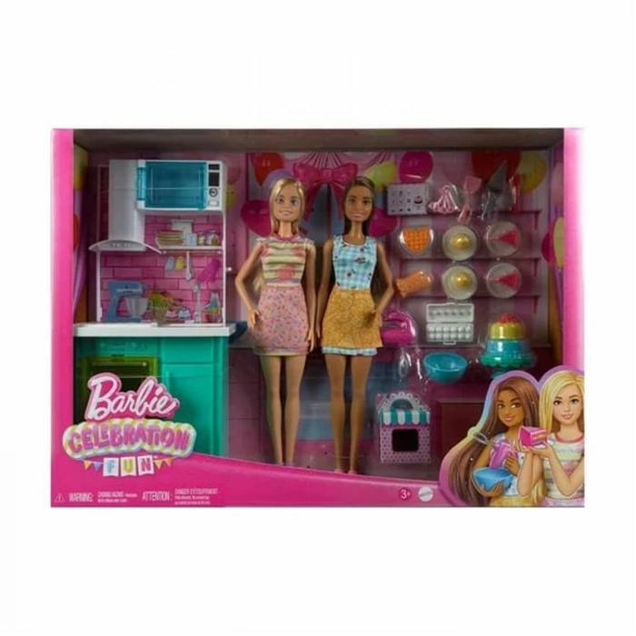 BARBIE HJY94 CELEBRATION BROOKLYN VE MALİBU PASTA YAPIYOR OYUN SETİ 3+