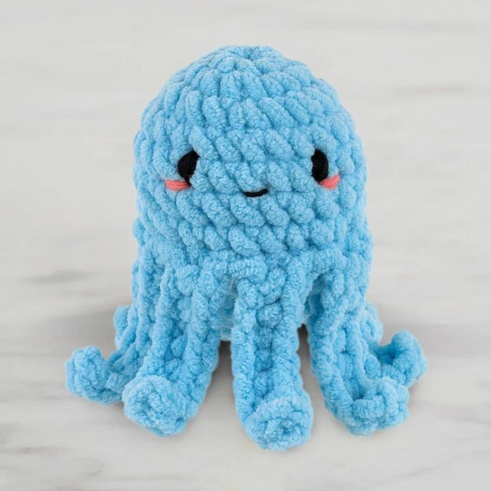 HELLO CRAFTS YN002 THE YARNIMALS CROCHET AMIGURUMI ÖRGÜ KİTİ -  AHTAPOT OZZY THE OCTOPUS (1 SET)