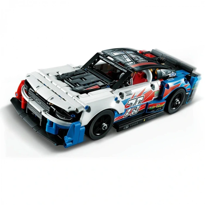LEGO TECHNIC 42153 NASCAR YENİ NESİL CHEVROLET CAMARO ZL1 672 PARÇA