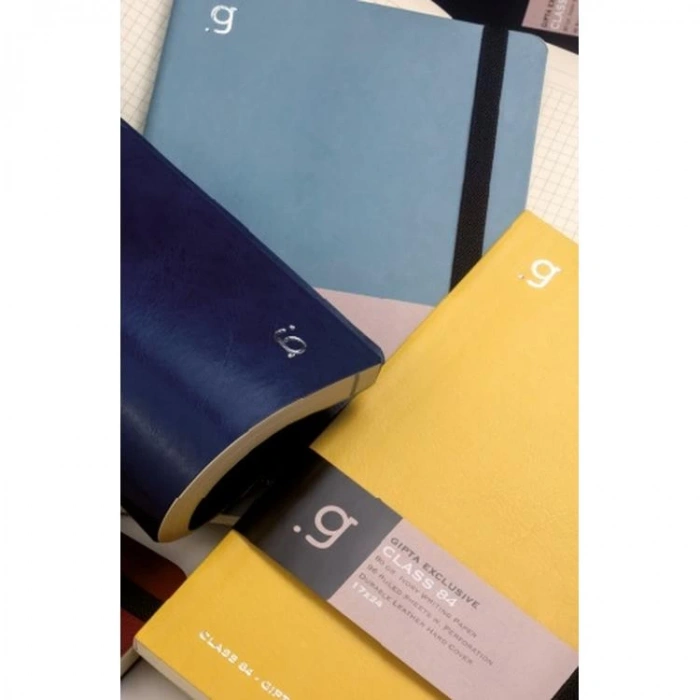 GIPTA CLASS 84 İPLİK DİKİŞLİ LASTİKLİ FLEXI KAPAK 13X21 96 YP. ÇİZGİLİ DEFTER 6993 - TEKLİ