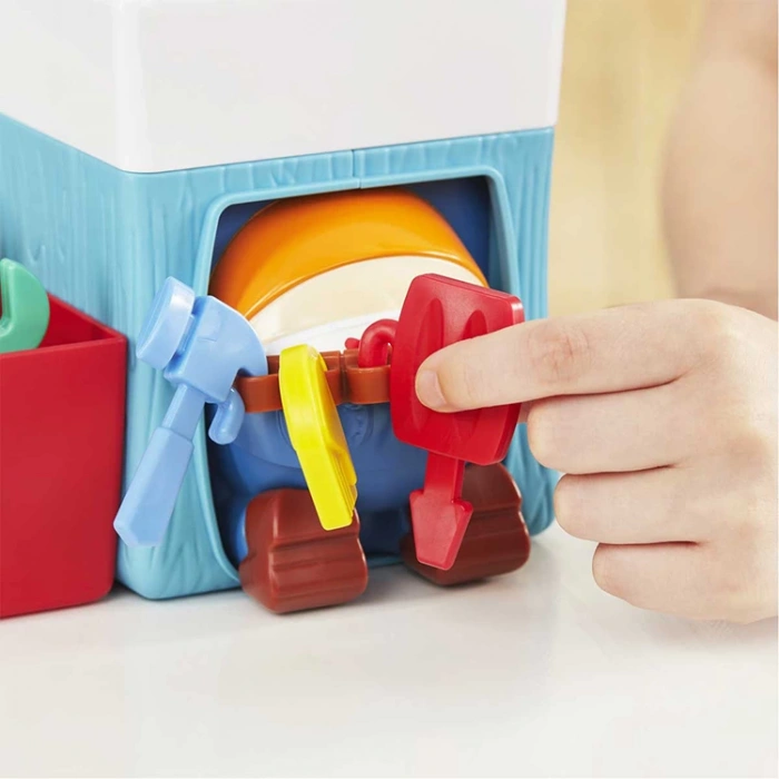 HASBRO E6553 GAM PLUMBER PANTS