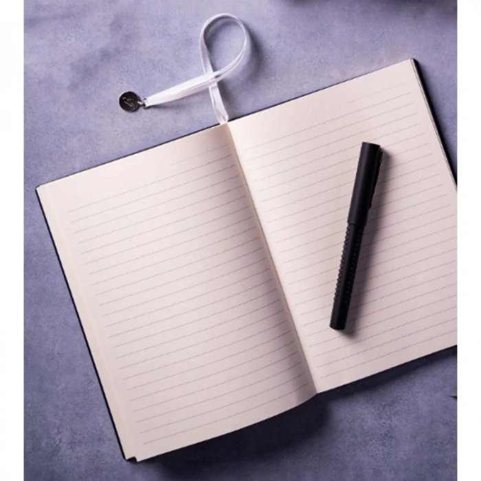 VICTORIAS JOURNALS 1133 SMYTH FLEXY ESNEK KAPAK 14.8x21cm A5 80gr. 96YP. ÇİZGİLİ DEFTER PEMBE