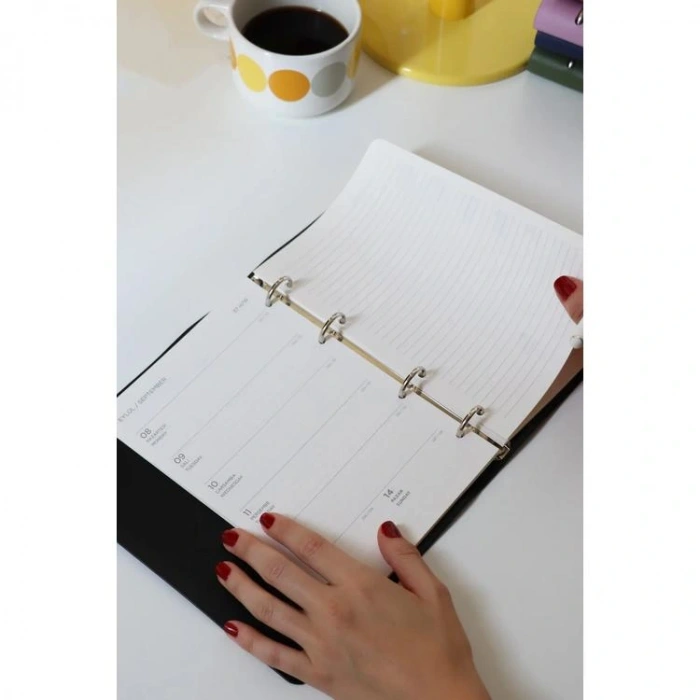 VICTORIAS JOURNALS 124-1441 14X20,5 RINGO MEKANİZMALI İÇİ DEĞİŞTİRİLEBİLİR HAFTALIK AJANDA - LİLA