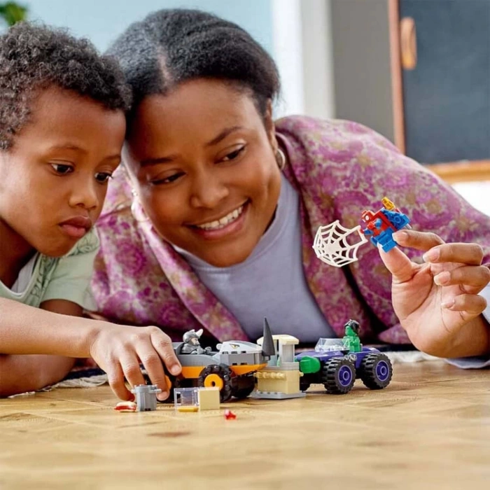 LEGO SPIDEY 10782 HULK VS RHINO TRUCK 110 PARÇA