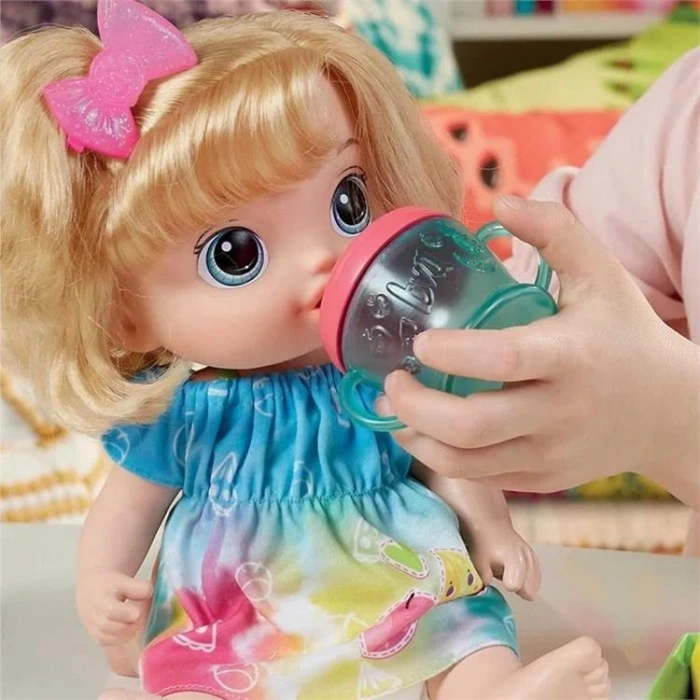 HASBRO F7356 BABY ALIVE BEBEĞİMLE EĞLENCELİ YUDUMLAR 30 CM SARIŞIN BEBEK 3+