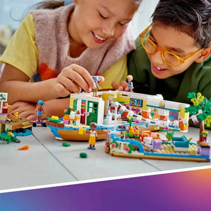 LEGO FRIENDS 41702 KANAL TEKNE EVİ 737 PARÇA
