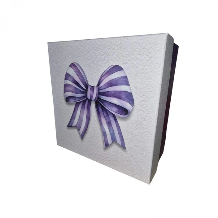 GIPTA LUCKY COLOR KARE HEDİYE KUTUSU BX3312 E NO:5.5 225x225x110mm - TEKLİ