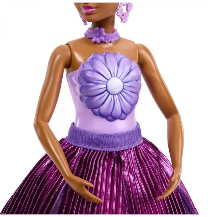 MATTEL JMF56/JMF58 BARBIE PETAL POP SÜRPRİZ ÇİÇEK SERİSİ MOR PAPATYA ELBİSELİ BEBEK 14 CM 3+