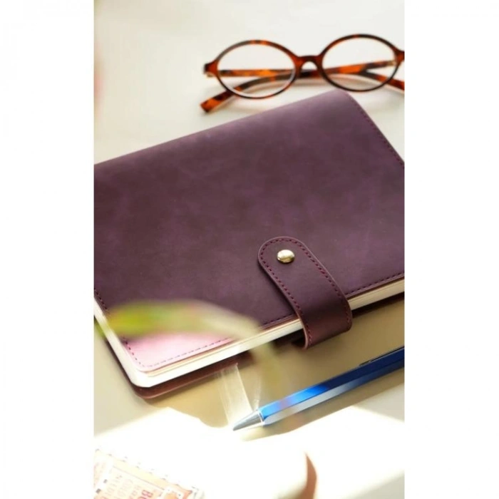 VICTORIAS JOURNALS 226-2396 14x20,5 cm NUBO 416 SAYFA DEĞİŞEBİLEN İÇ ESNEK KAPAK GÜNLÜK AJANDA - MOR MÜRDÜM